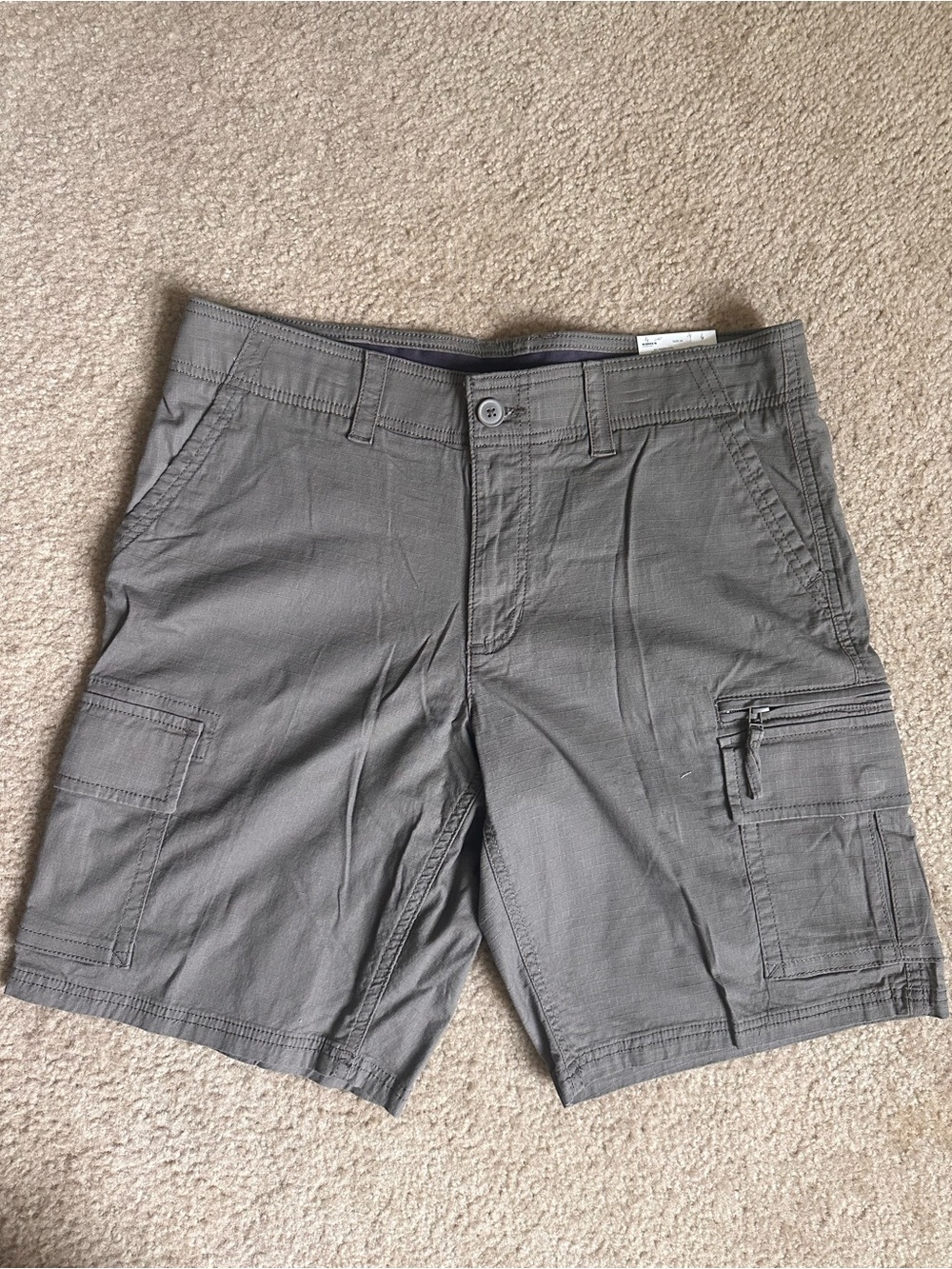 NWT Sonoma Gray Men's Cargo Shorts - Utility Pockets